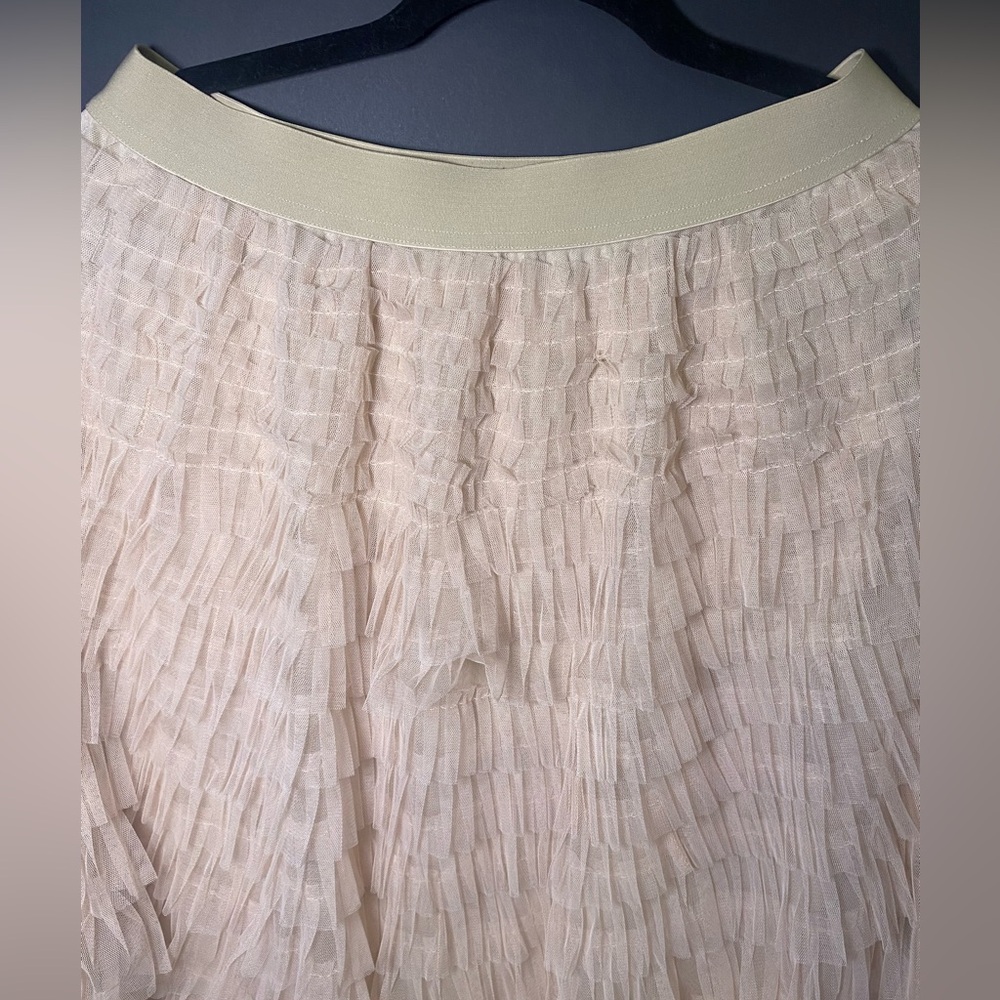 Plain‎ Ruffle Hem Tiered Layer Skirt With Elastic Waist - Picture 3 of 5
